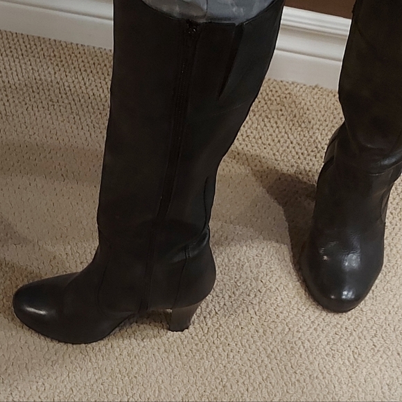 Leather Wide Calf/Width Tall Boots - Picture 4 of 9